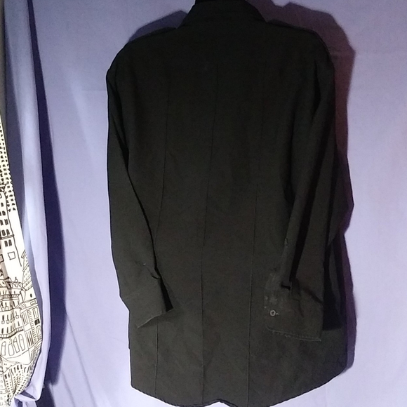 Sheriff costume, size 2X-Large (18-18 1/2) 34-35 - Picture 3 of 12